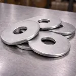 Шайба увеличенная М3,5 3,7х11х0,8 мм нержавеющая DIN 9021